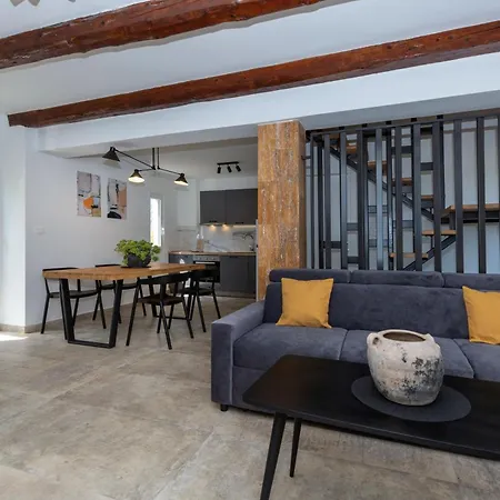 House Istria With Private Pool And Sea View Ravni