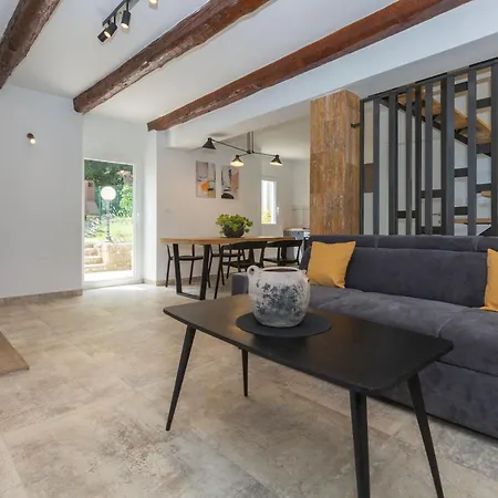 House Istria With Private Pool And Sea View Ravni